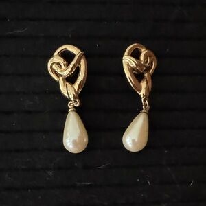 Faux Pearl & Gold Tone Tear Drop Post Earrings